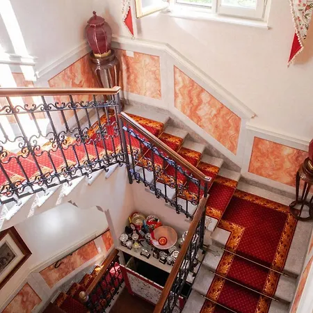 Gajum Villa Canzo